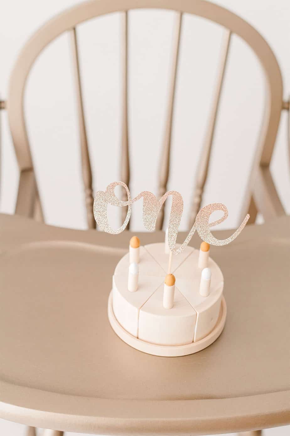 wooden cake for baby photography session in destin