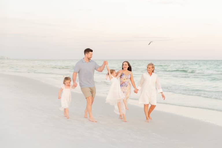 7 Amazing Tips on What to Wear for Spring Beach Photos